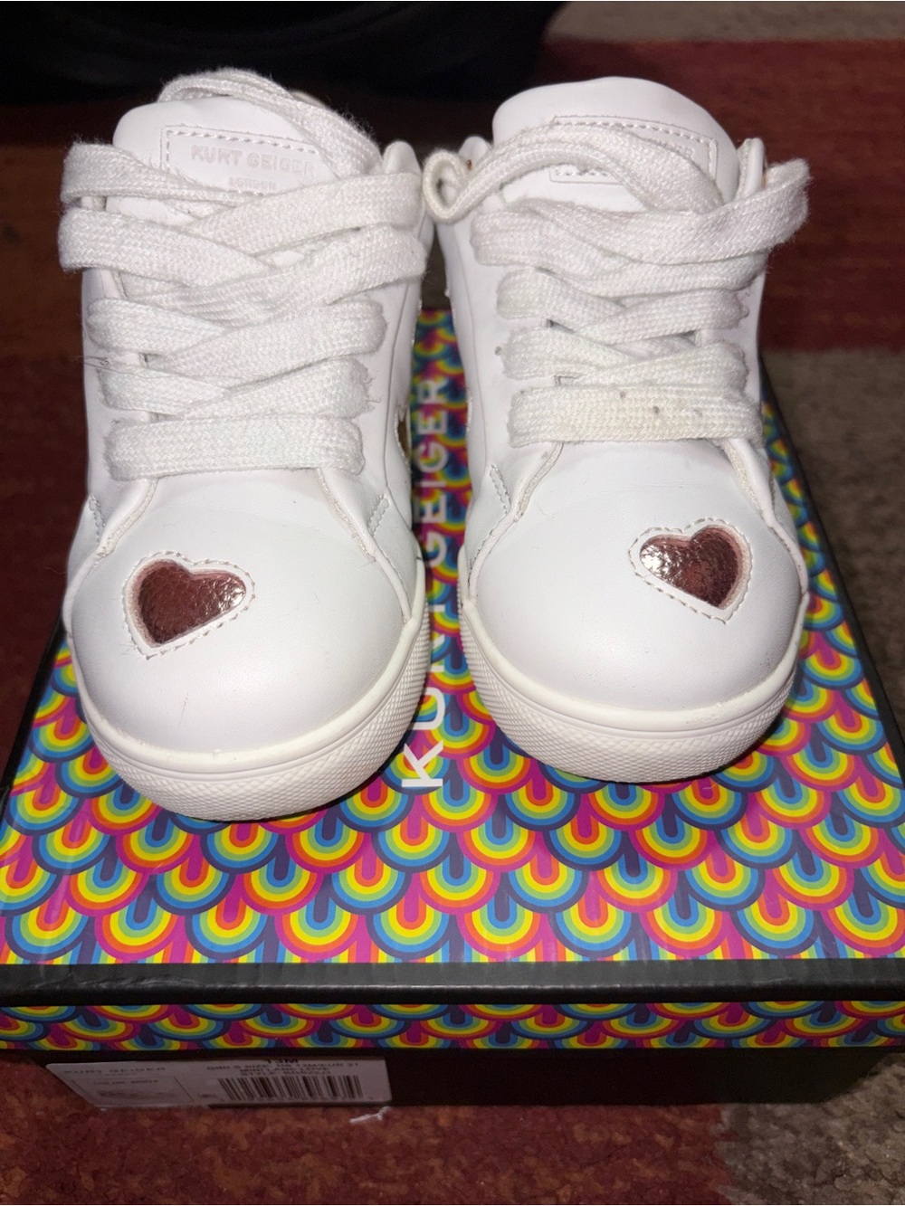 Kurt Geiger White Kids Sneakers with Rose Metallic Heart